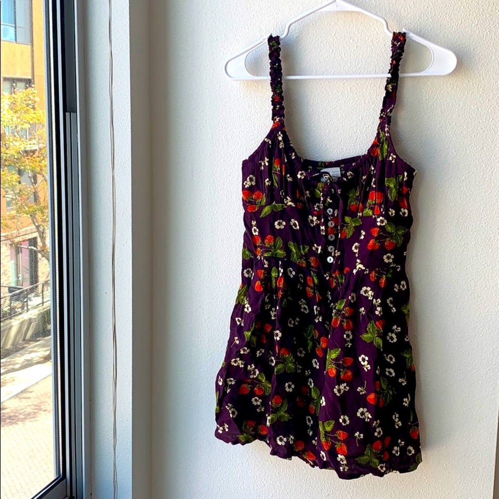 Strawberry print romper (NWT)